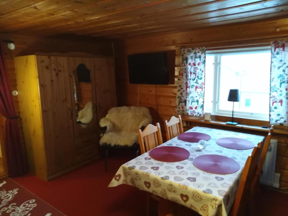 Mysig Stuga I Vasaloppsbyn Evertsberg แอลฟ์ดาเลน ภายนอก รูปภาพ